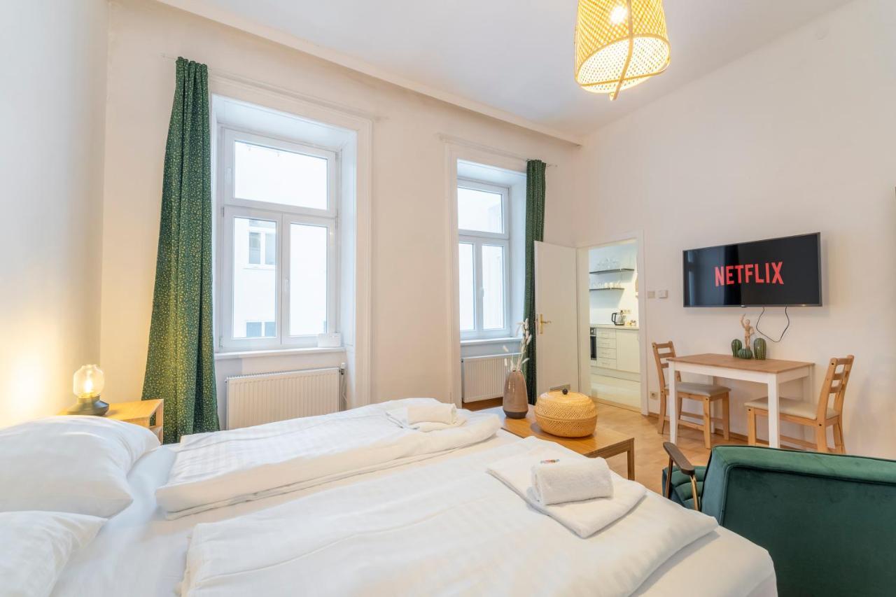 Josef'S Home I Comfort Studio I City Center Вена Экстерьер фото